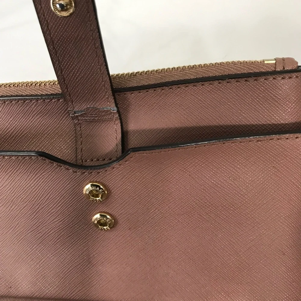 Michael Kors Women's Tan Wristlet